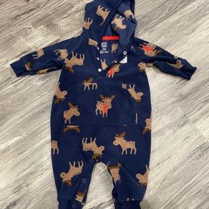 Carter’s fleece place suit with hood 3m